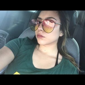 Meet your Posher, Genesis